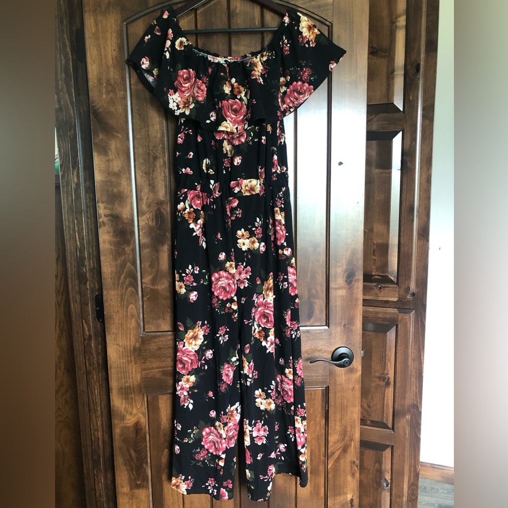 Off the shoulder jumpsuit/Black Floral Print